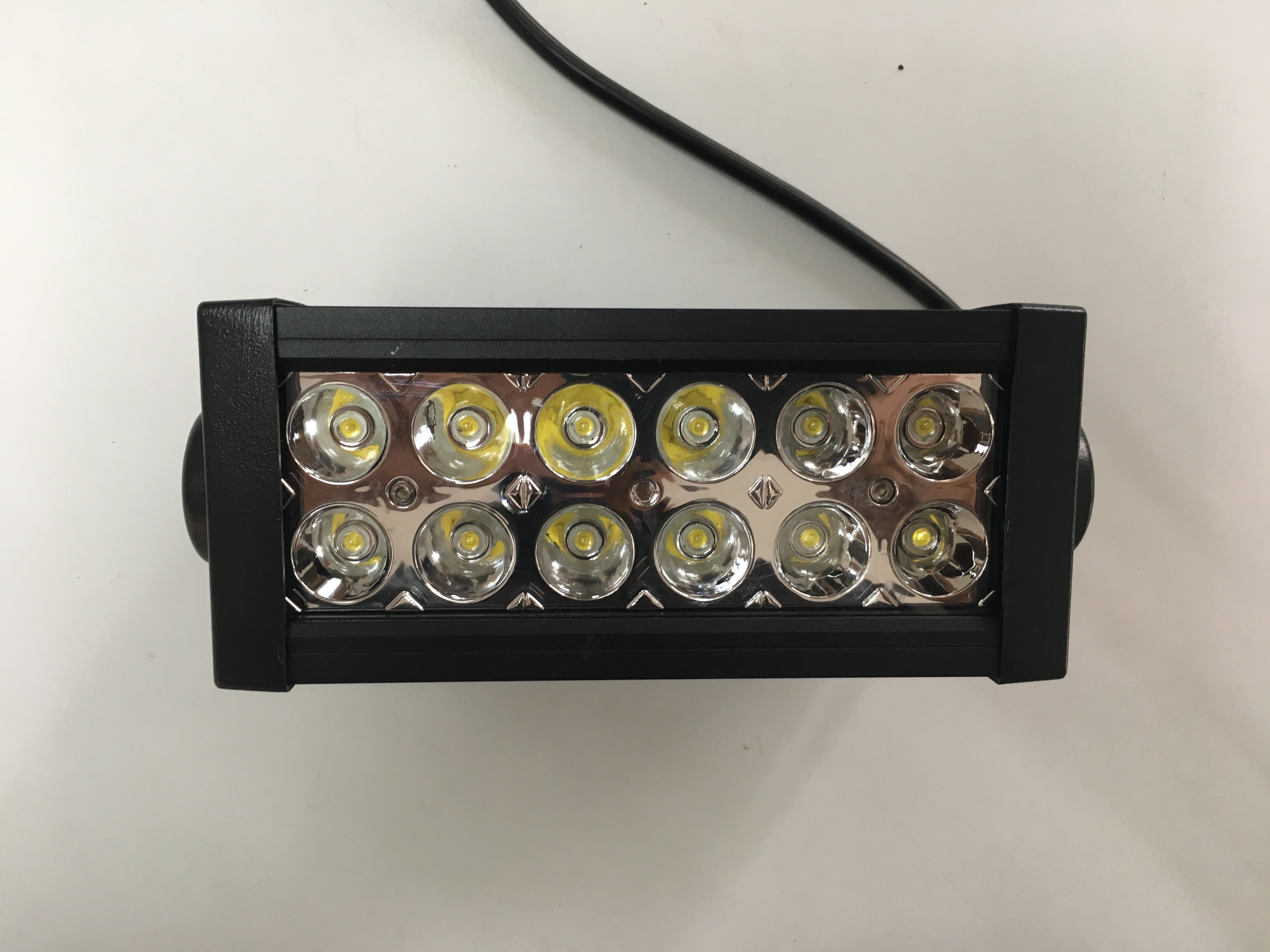 Lâmpadas de LED de guindaste de construção - tensão dupla de 12V/24V, certificação GOST -R.