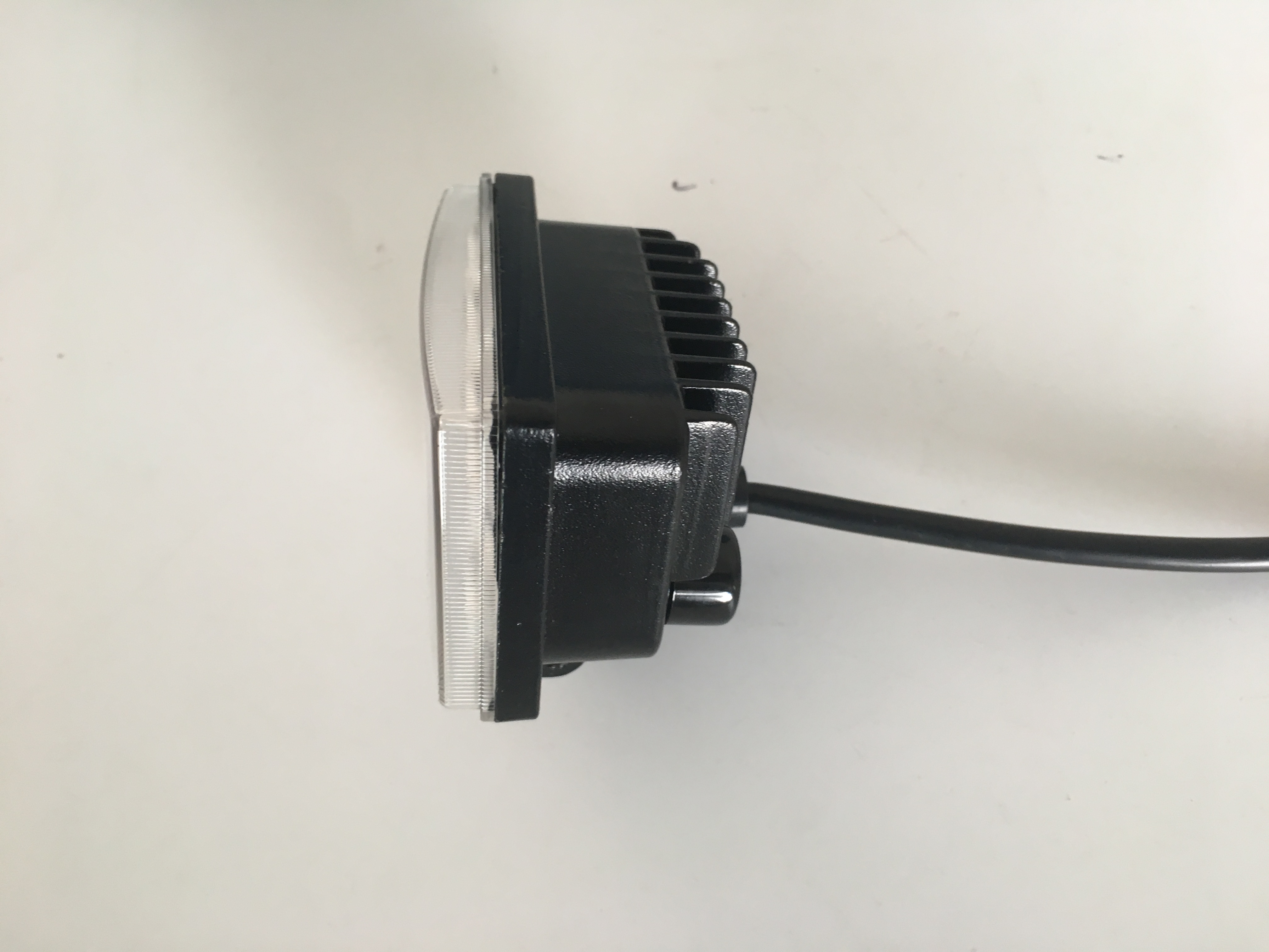 Toyota Hilux IP69K LIGUEIRA DE TRABALHO LIDADO- COMPREGO ANTI-CORROSÃO PARA MINAS AMERICANAS DO SUL.