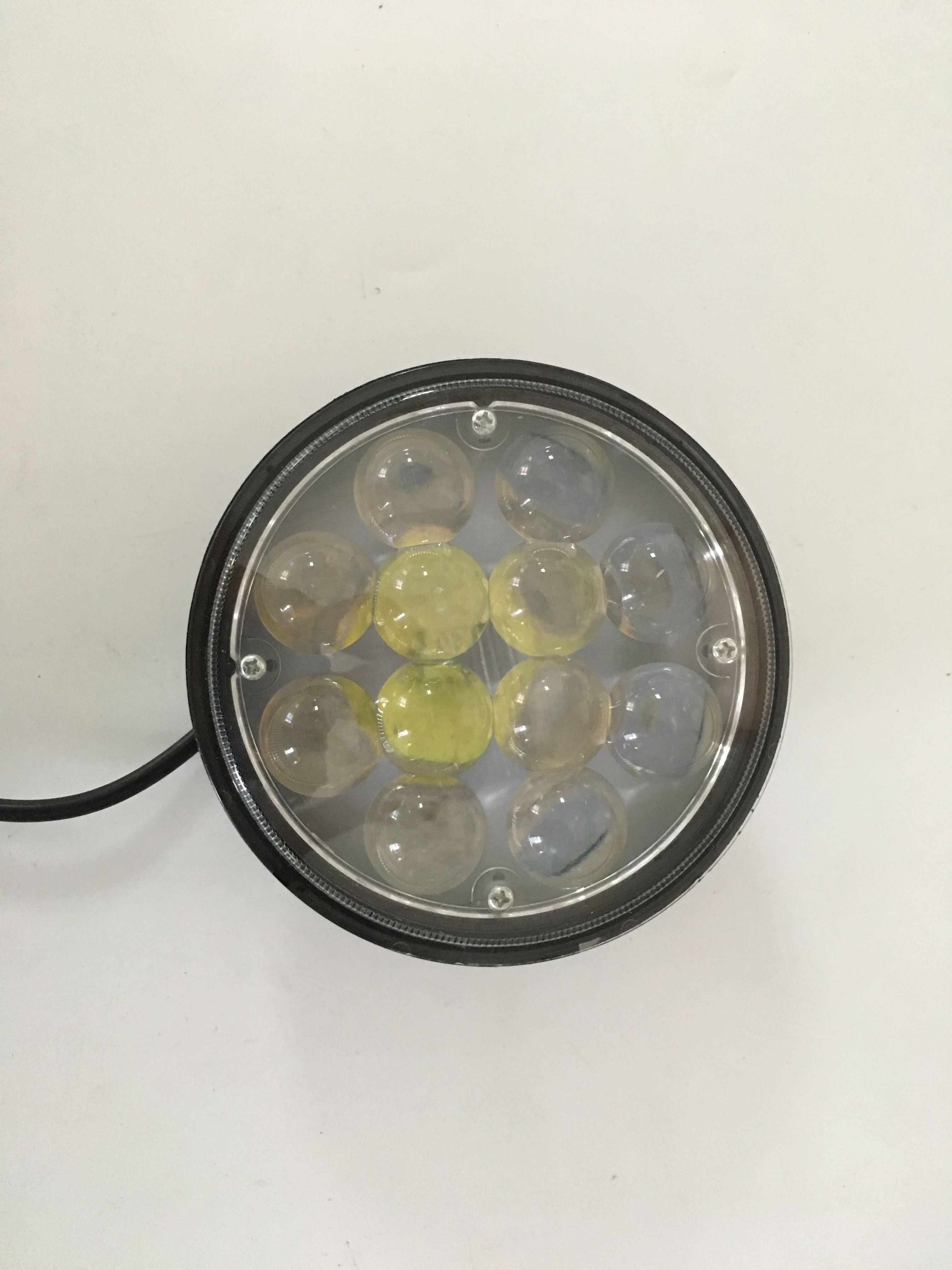 Bulbos de nevoeiro LED sem Canbus H11/H8-Codificação de erro zero, plug-and-play para o Jeep Wrangler.