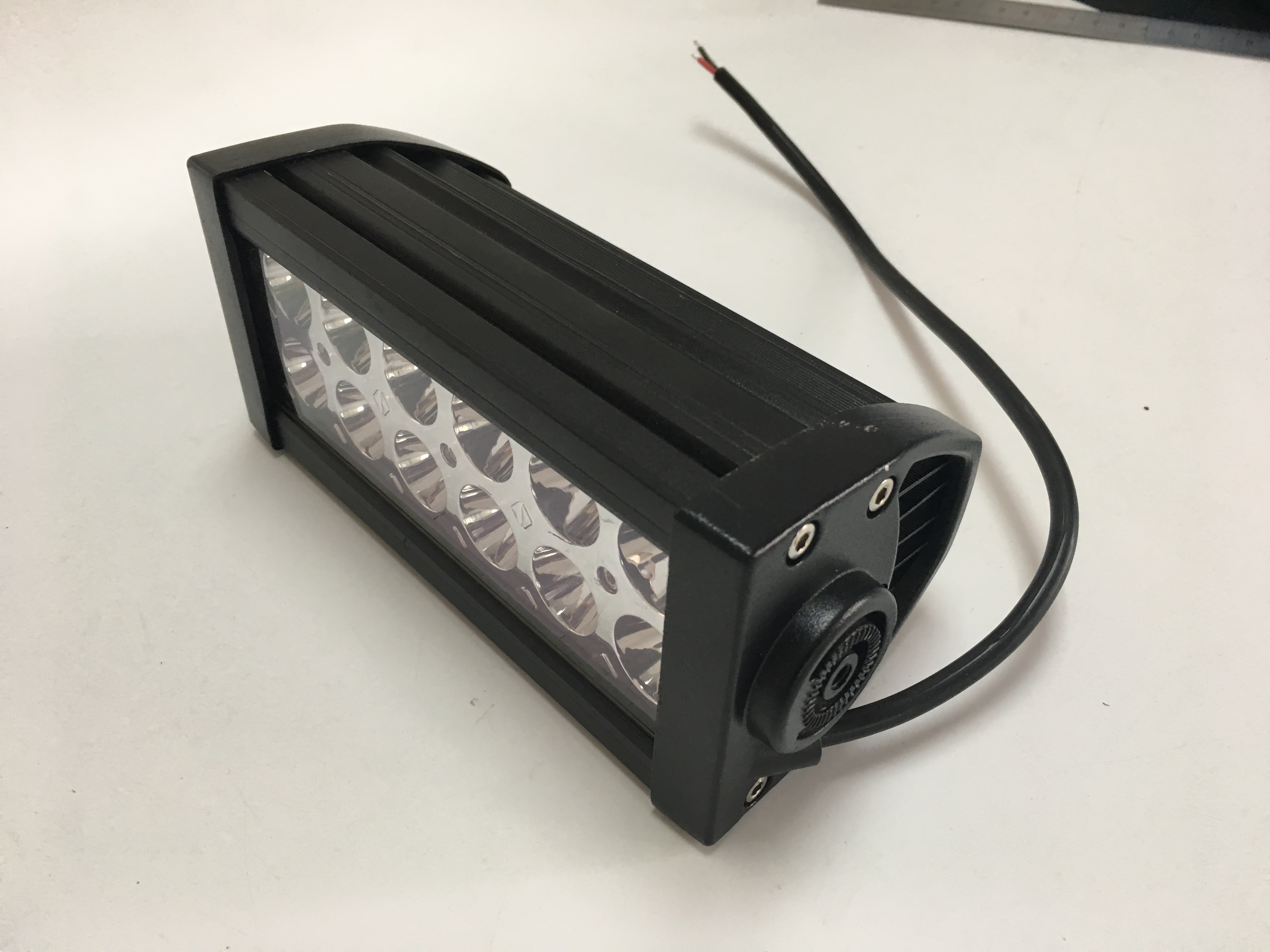 Lâmpadas de LED de guindaste de construção - tensão dupla de 12V/24V, certificação GOST -R.