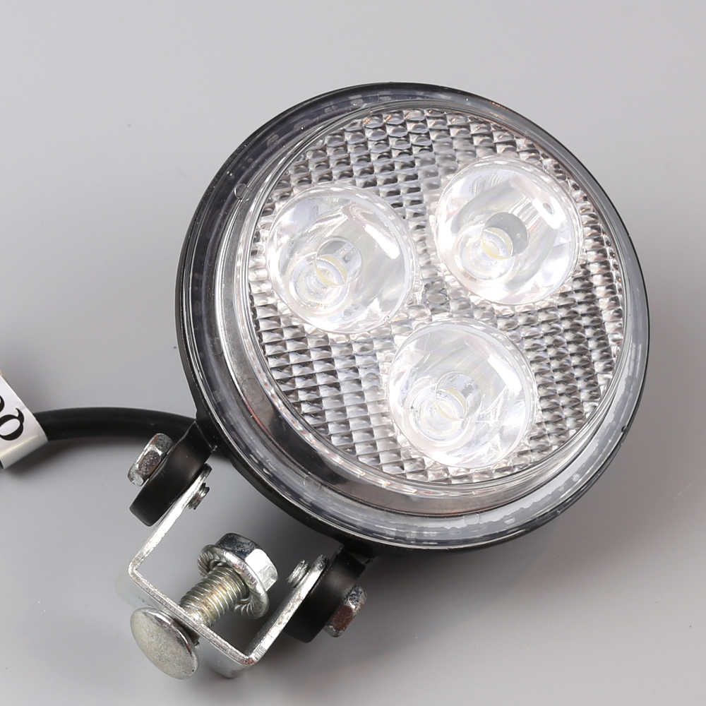 Luzes de nevoeiro LED de projetor RAM 1500 - padrão de feixe de corte, sem brilho para dirigir na estrada.