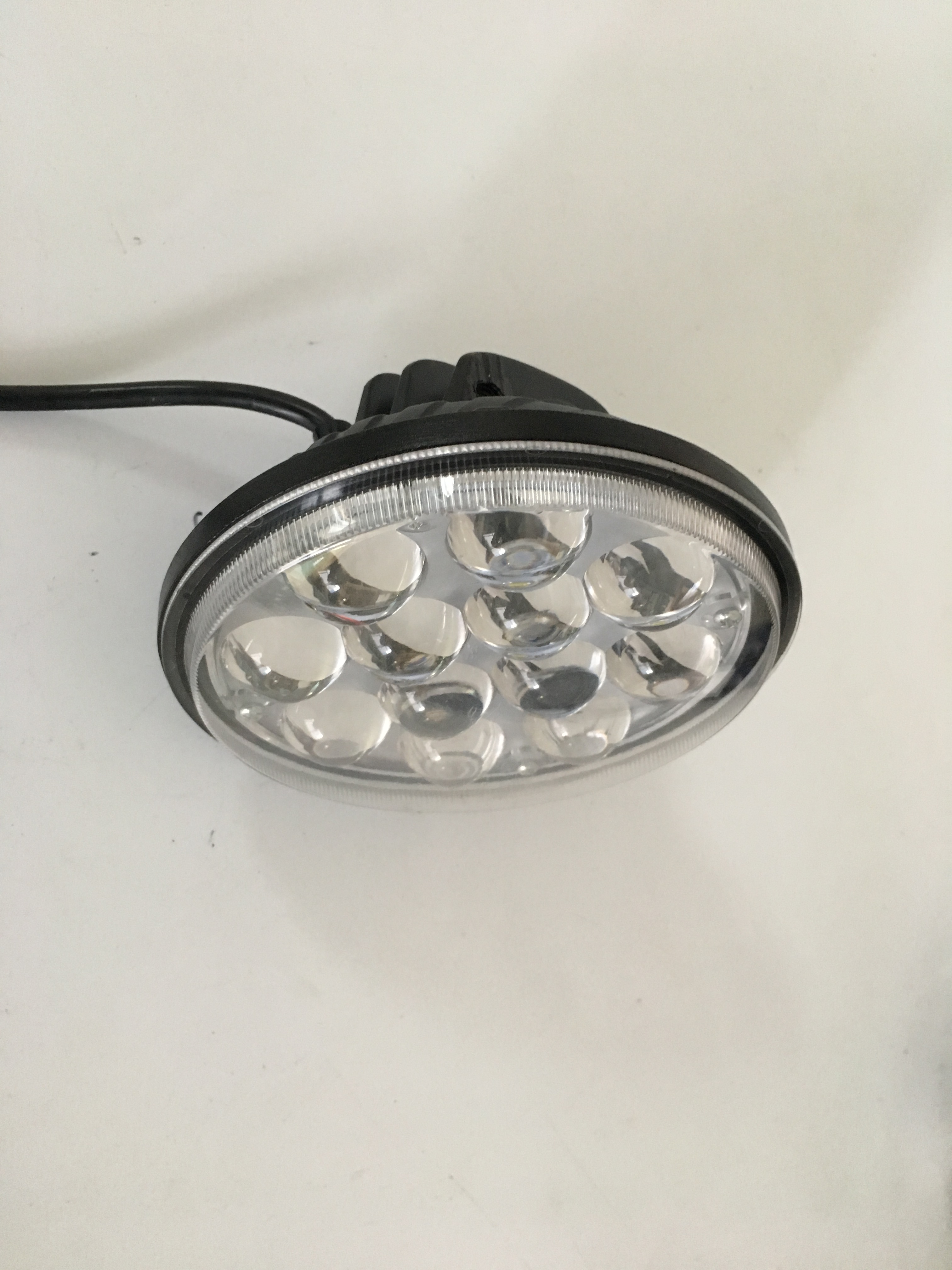 Bulbos de nevoeiro LED sem Canbus H11/H8-Codificação de erro zero, plug-and-play para o Jeep Wrangler.