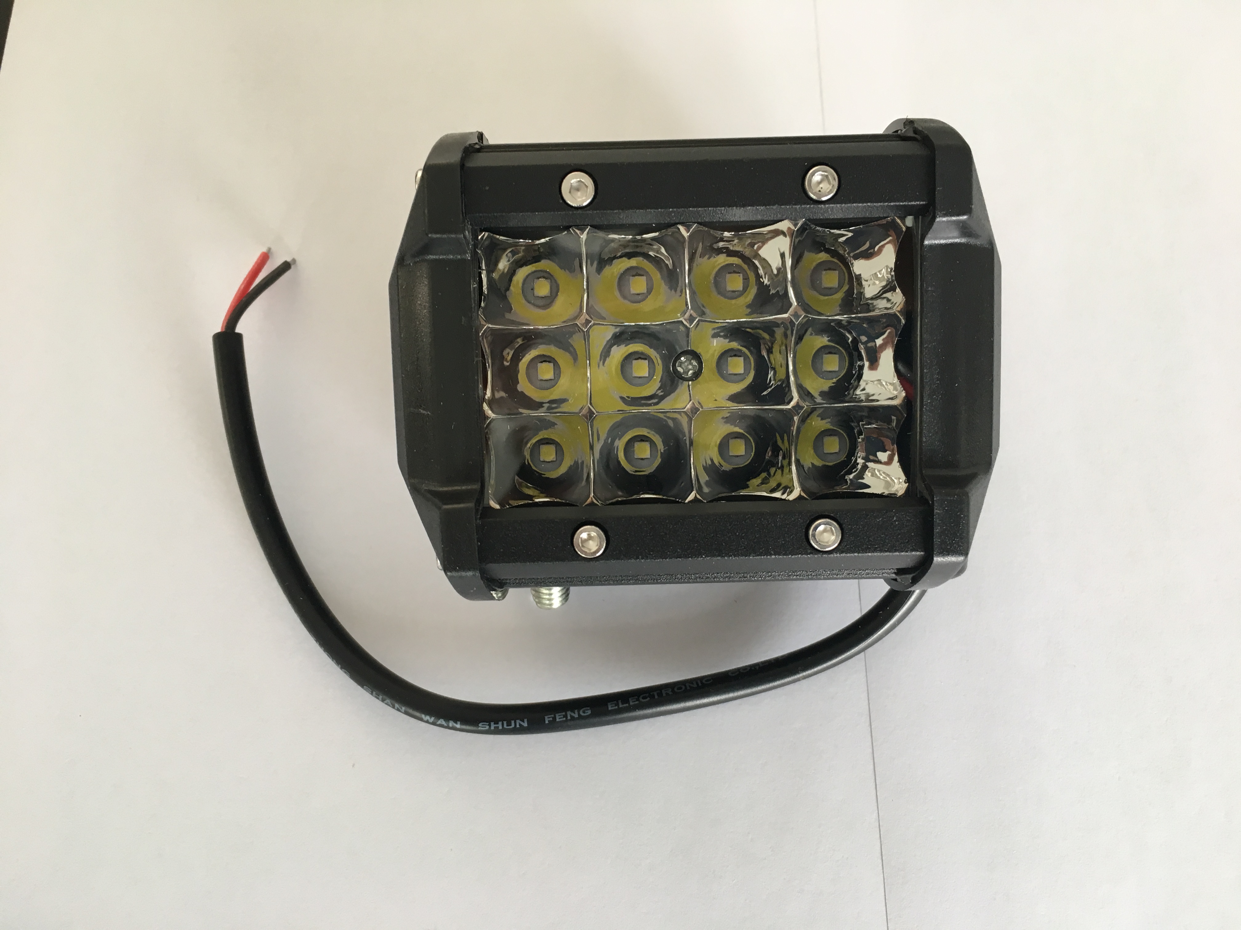 Luzes de neblina LED para carros 9-36w liga de liga diária Mirror PC Mirror Aço inoxidável Bracket Auto LED LELS LUZES