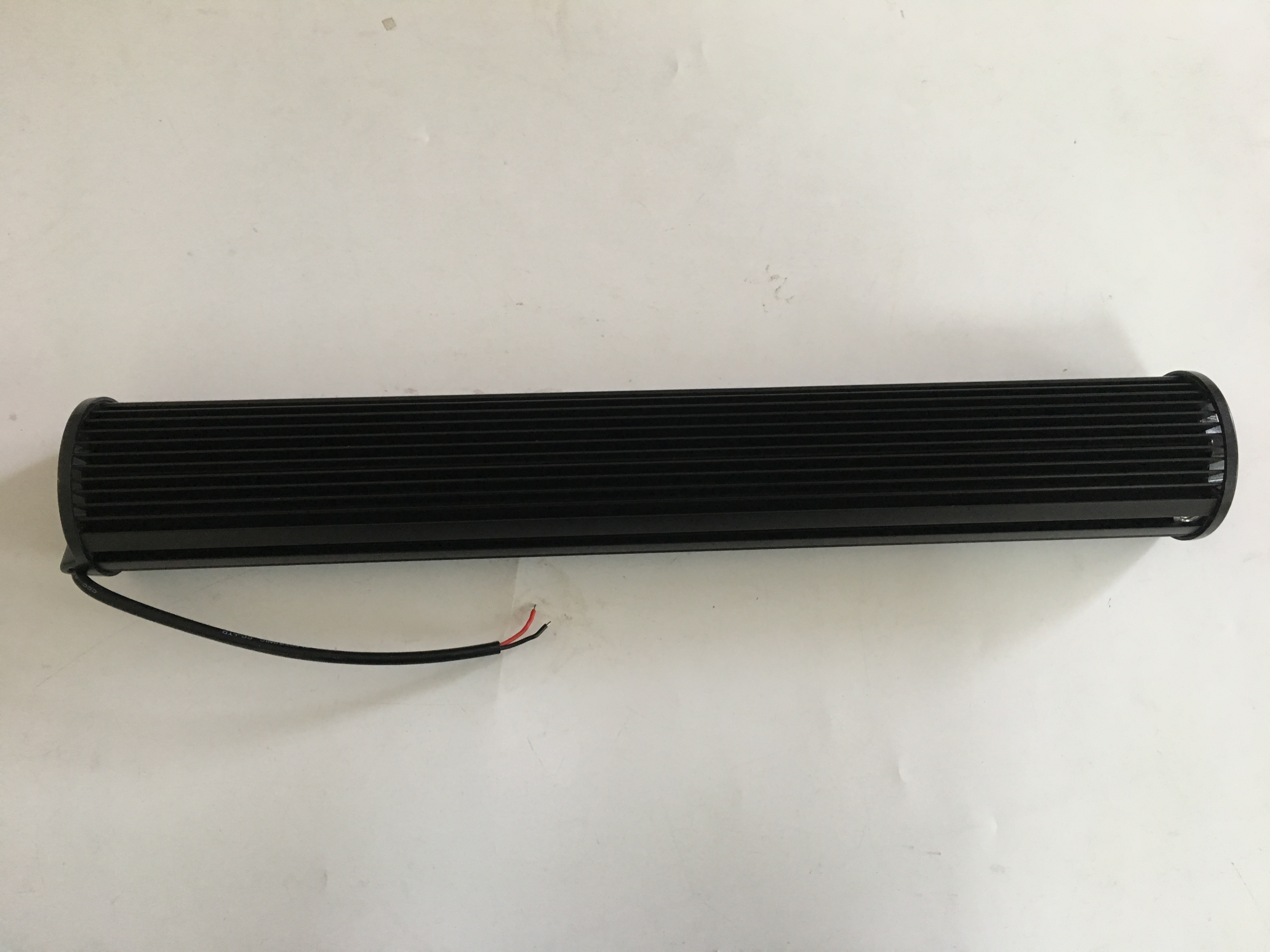 Luzes de trabalho LED de 12/24V de serviço pesado - para tratores russos e empilhadeiras.