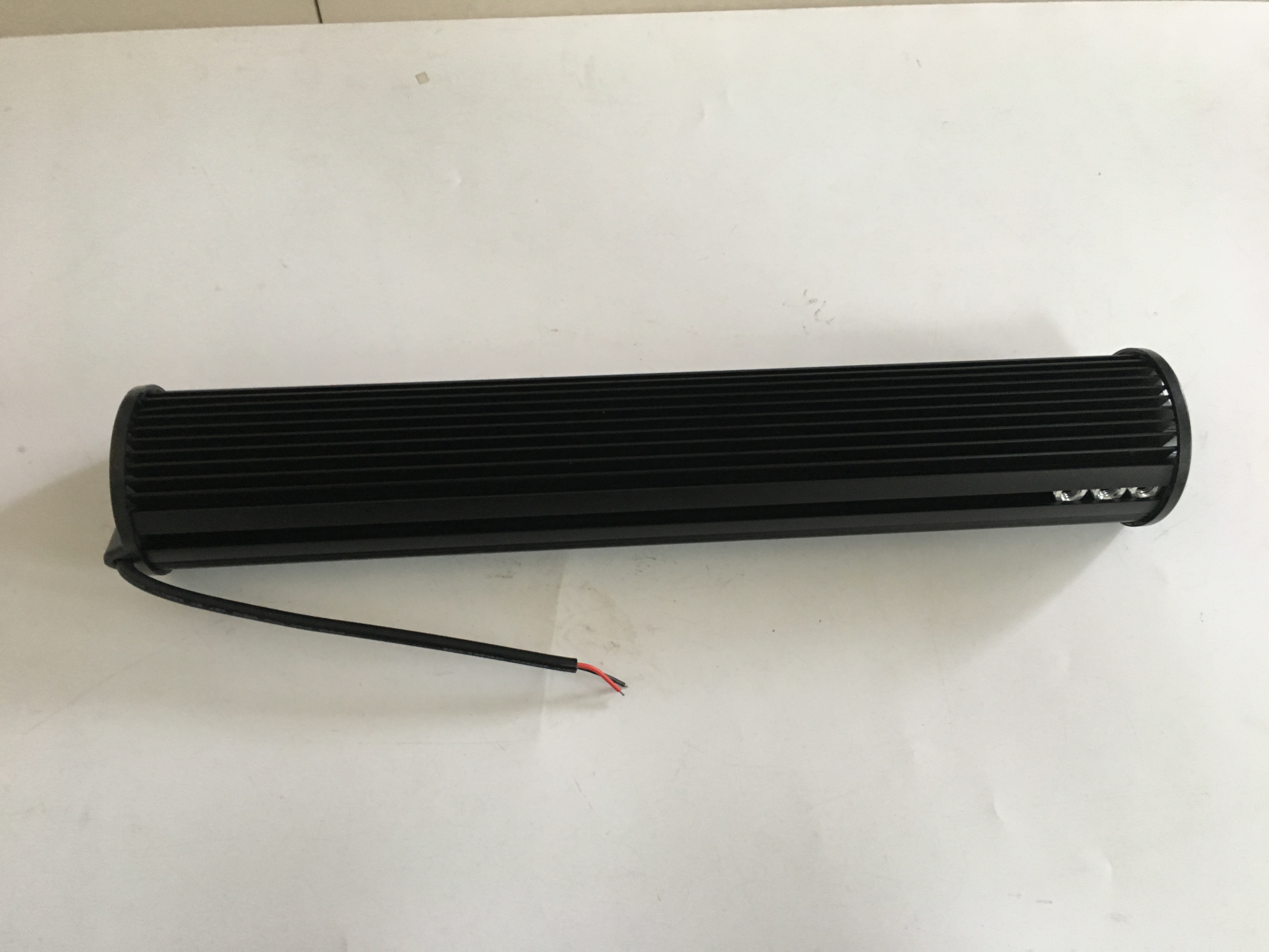 Tampas de luz de névoa LED de liberação rápida - Proteja as lentes em trilhas rochosas.