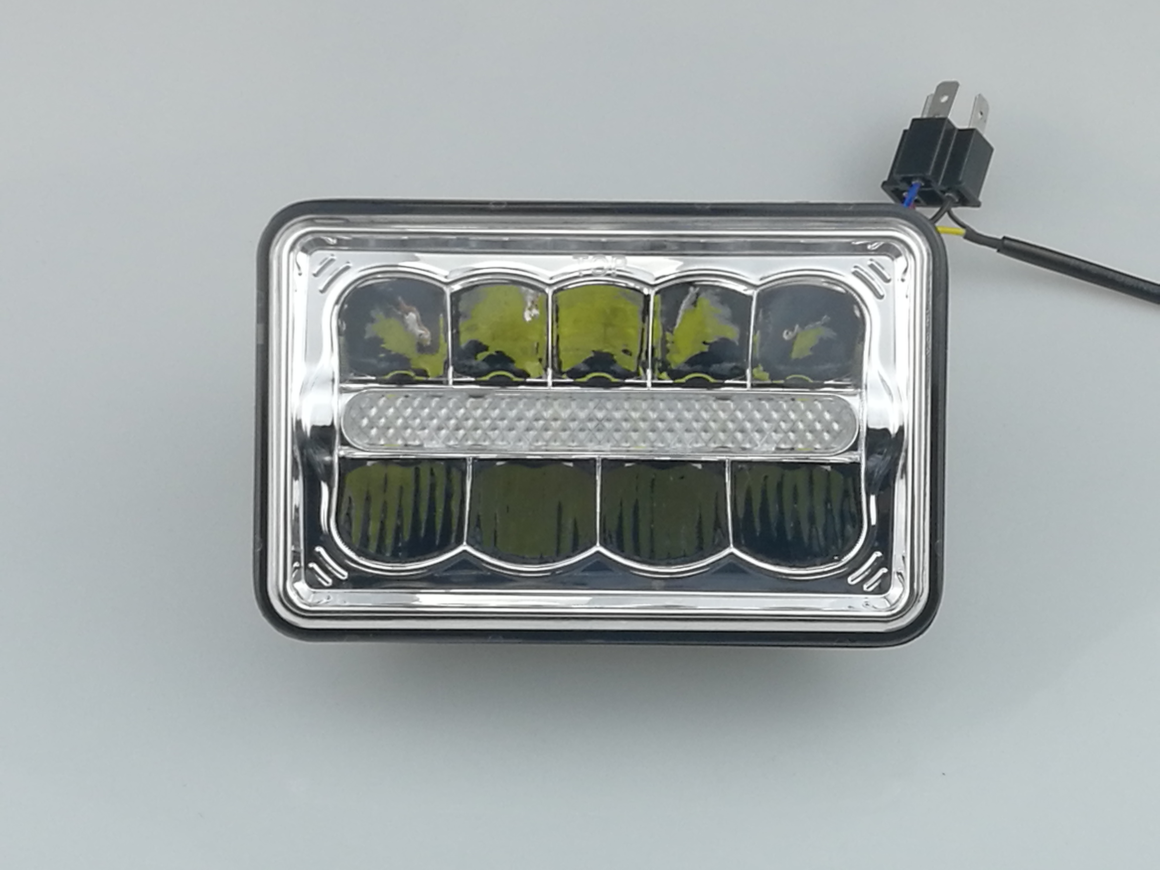 Lâmpadas de trabalho LED à prova de explosão - ATEX certificado para plataformas de petróleo.