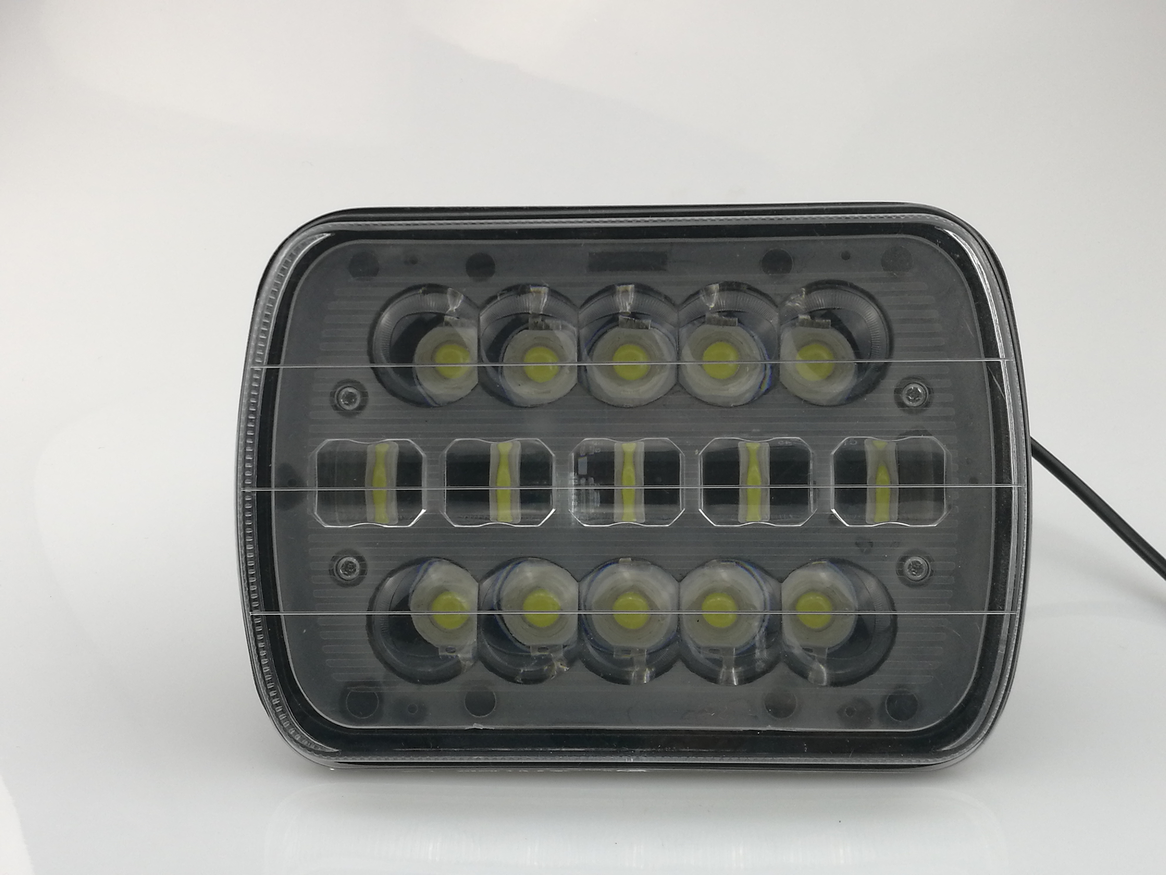 Iluminação de trabalho LED à prova de explosão - ATEX certificada para plataformas de petróleo.