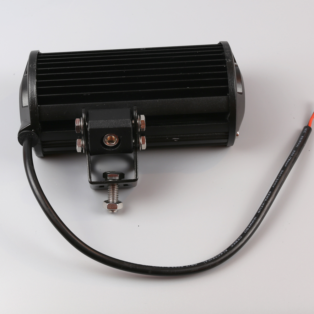 Luzes de nevoeiro de alta potência de 3000lm-3x mais brilhantes que os halogênios com vida útil de 50.000 horas.