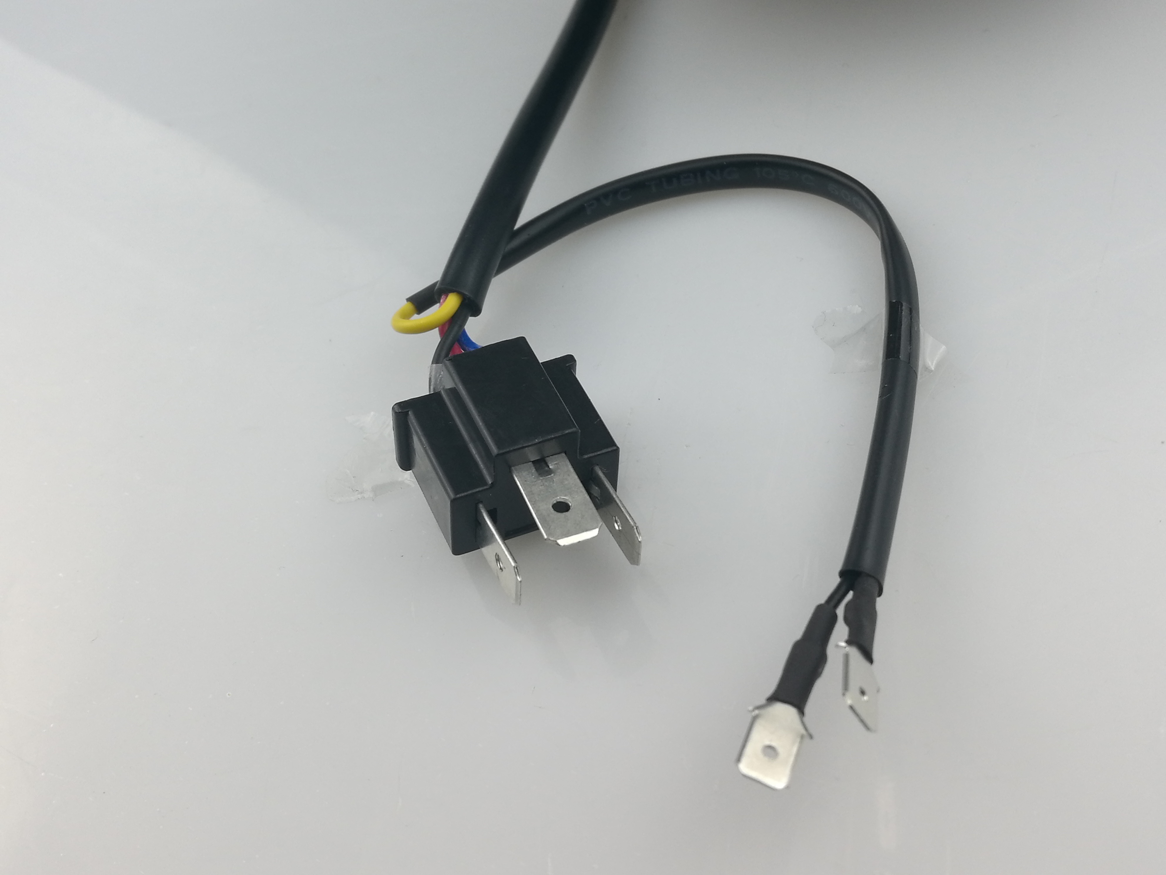 Lâmpadas de trabalho LED à prova de explosão - ATEX certificado para plataformas de petróleo.