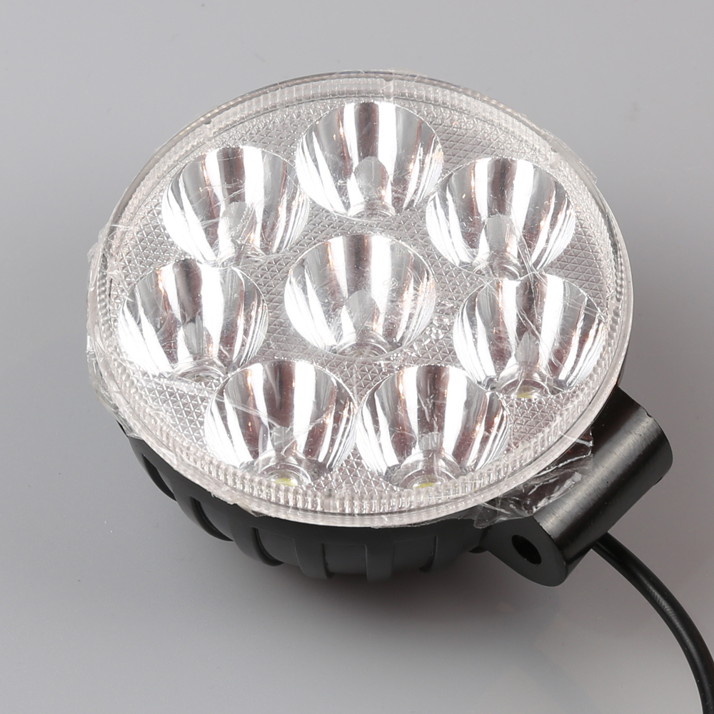 Luzes de nevoeiro de alta potência de 3000lm-3x mais brilhantes que os halogênios com vida útil de 50.000 horas.